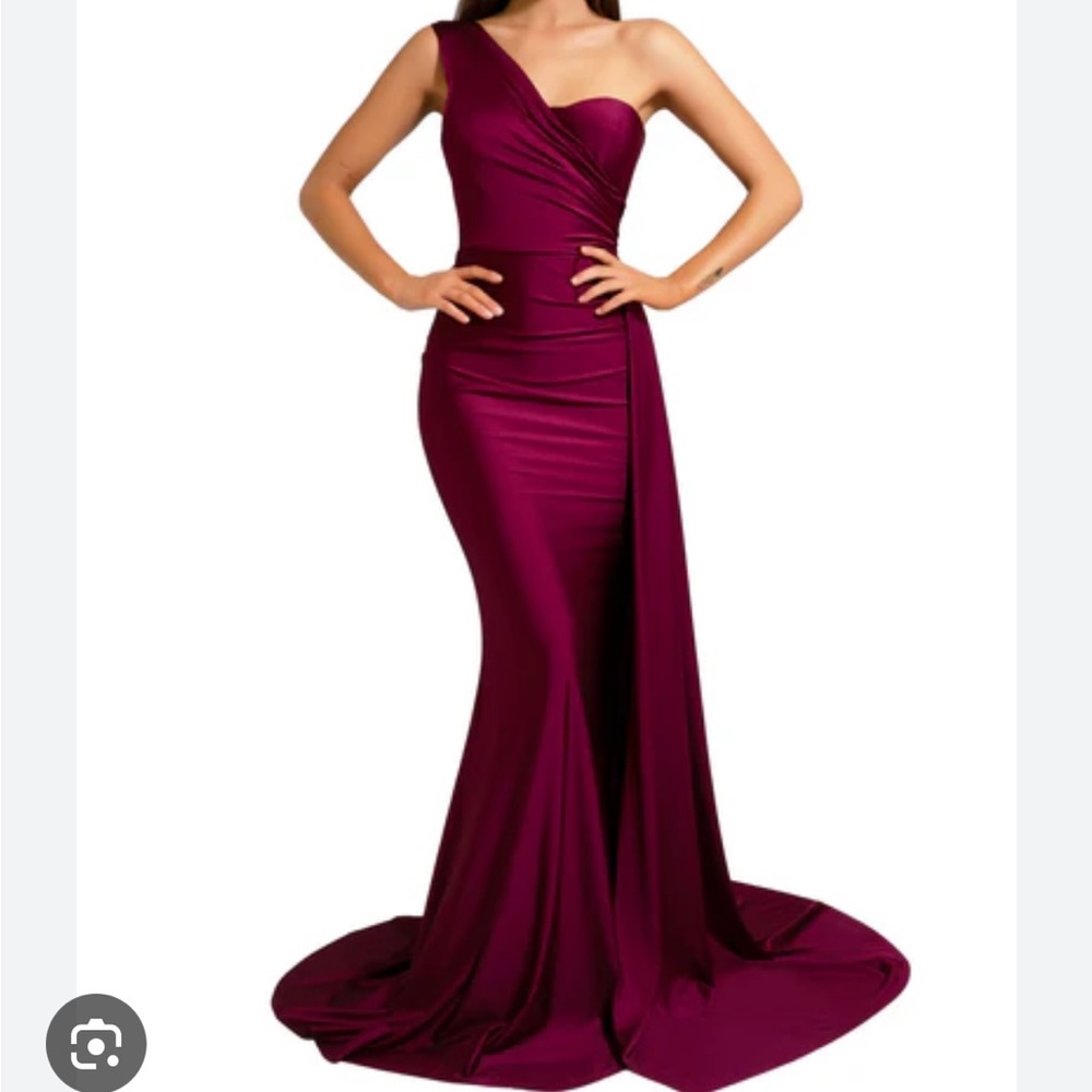- Portia & Scarlett one shoulder dress
